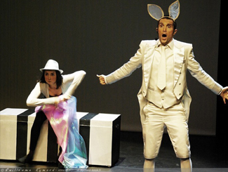 Spectacle Arbre de Noel - Alice au pays des merveilles n�1