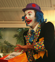 Formule cl�s en main pour un arbre de No�l : Clown + animations 